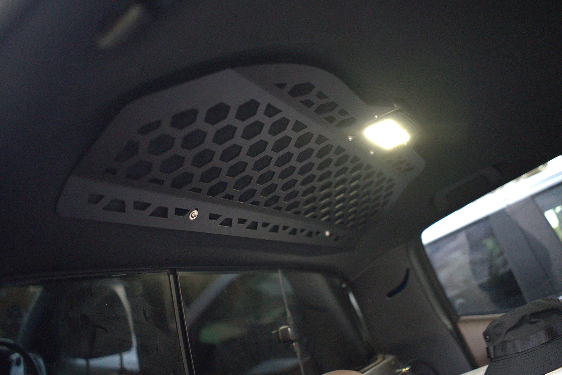 Overhead HexRack - SUNROOF models - Image 3